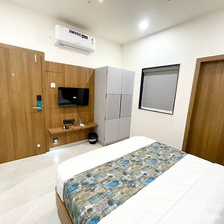Hotel Royal Elite Райкот Екстериор снимка